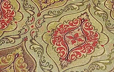 Ткани с классическим рисунком и их компаньоны